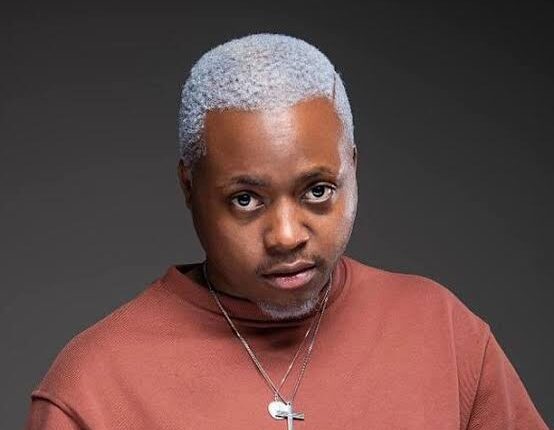 Kelvin Momo Biography